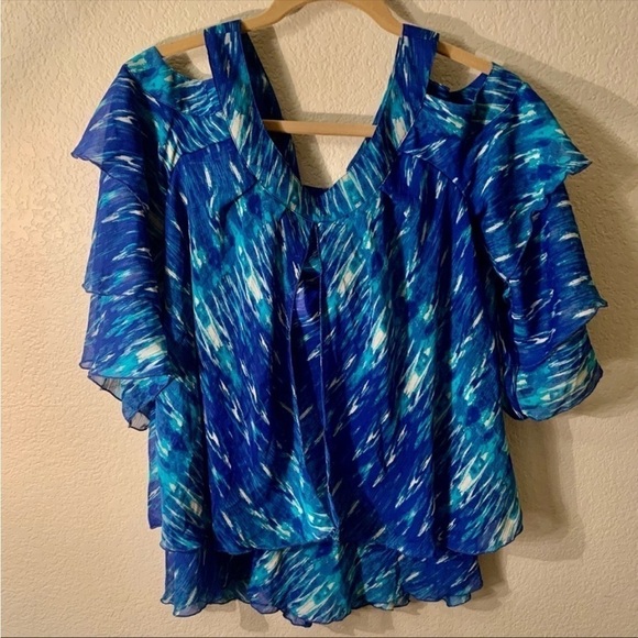 NWT Teal Blue Blouse XS Hot in Hollywood Cold Shoulder Layered Bell Sleeves - Picture 9 of 16